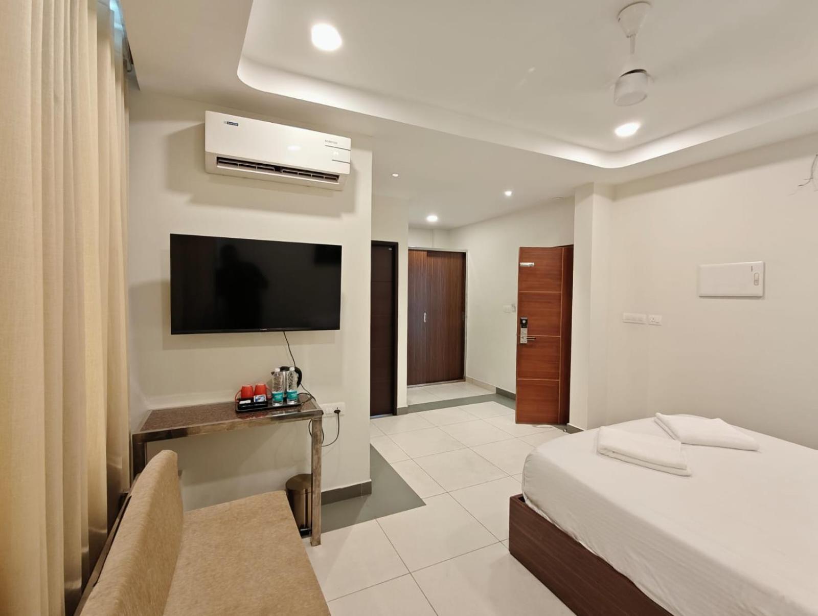Nest Residency Otel Kozhikode Dış mekan fotoğraf