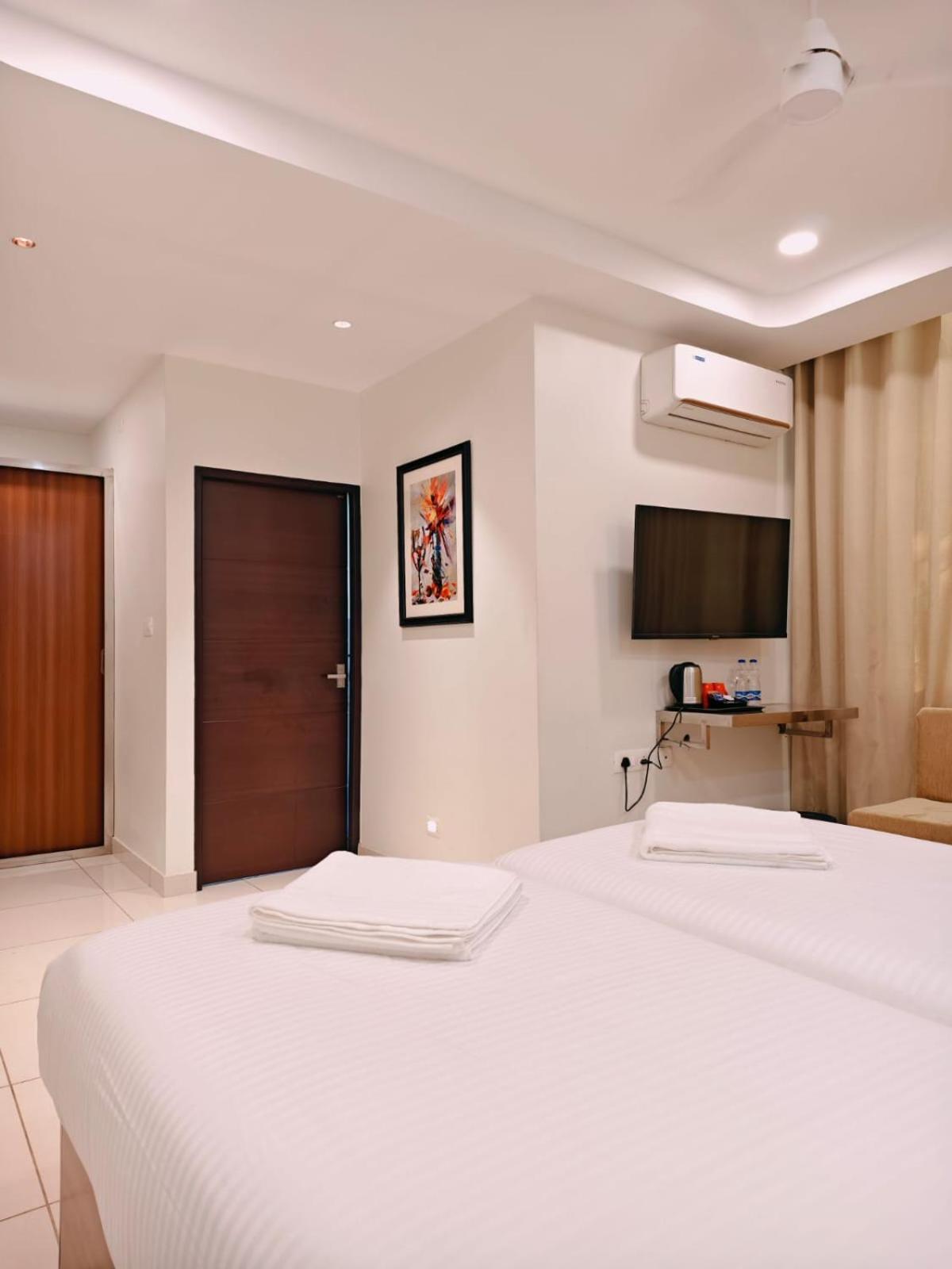 Nest Residency Otel Kozhikode Dış mekan fotoğraf